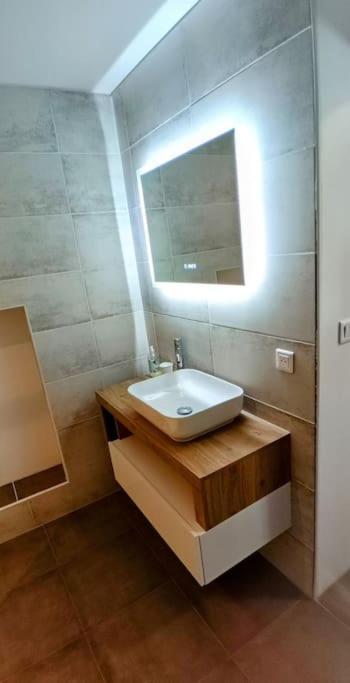 Holiday home T4 Design Exclusif Entierement Equipe Bournazel (Tarn)