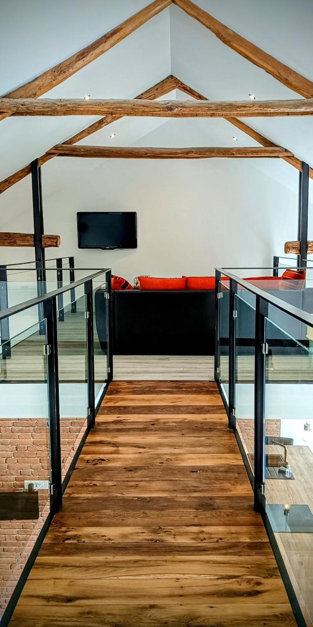 T4 Design Exclusif Entierement Equipe * Bournazel (Tarn)